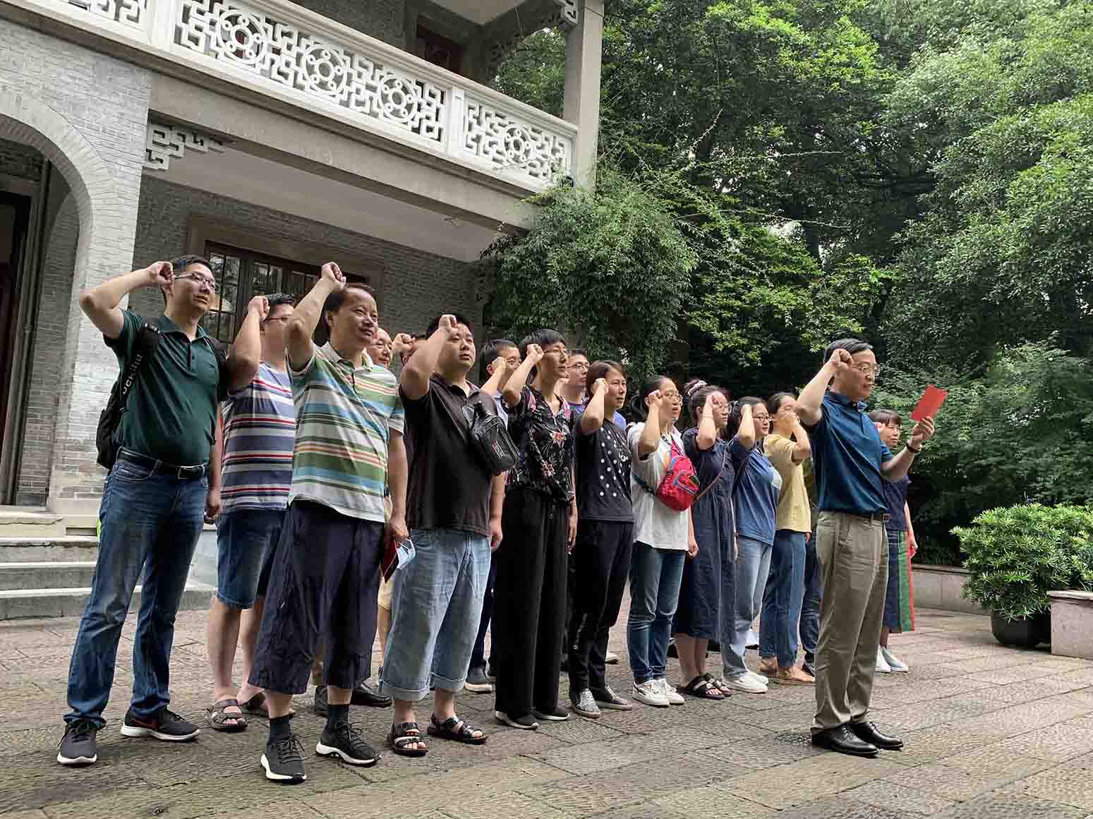 ��˹ά��˹9888(�й���)���޹�˾����